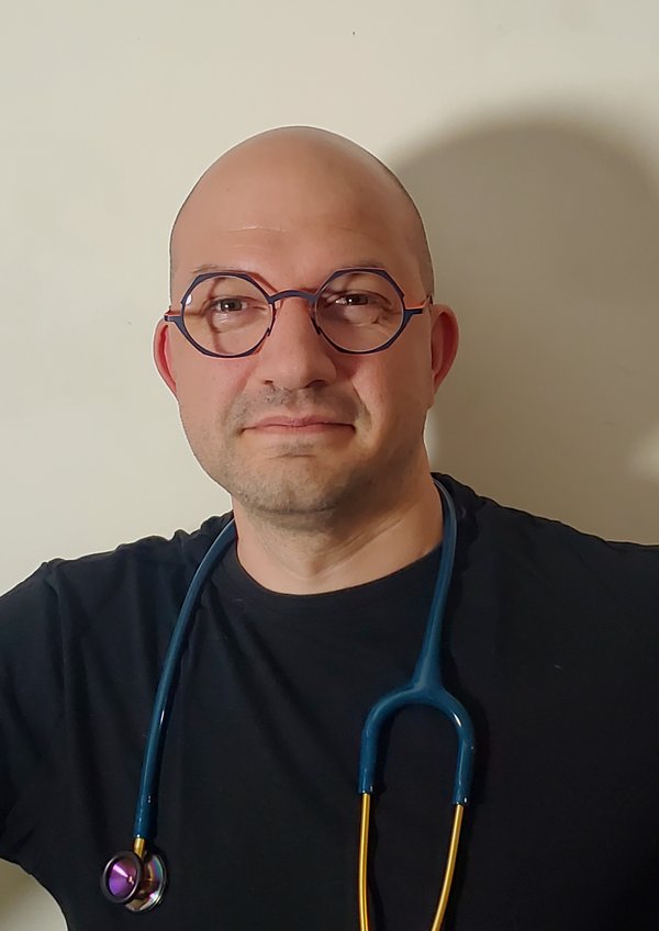 Olivier FONTAINE — Sage-femme et échographiste à Sète
